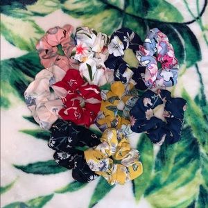 Scrunchies with a SCRUNCHIES STAND